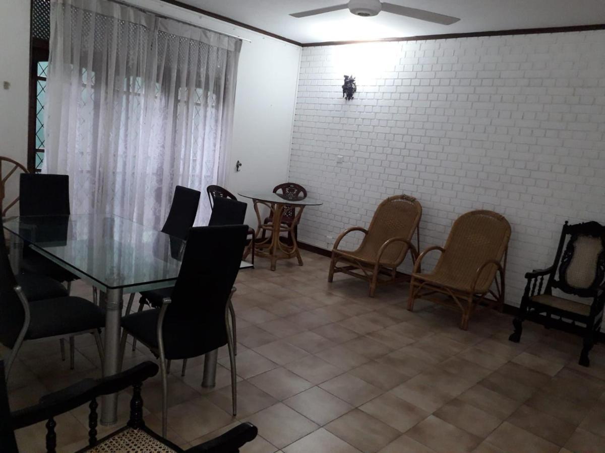 Ceylon Travel And Stay Lodge Battaramulla Bagian luar foto