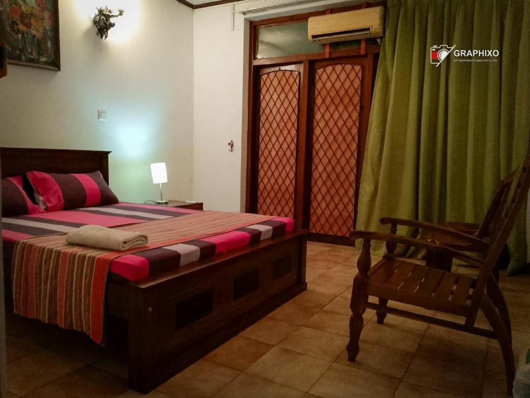 Ceylon Travel And Stay Lodge Battaramulla Bagian luar foto
